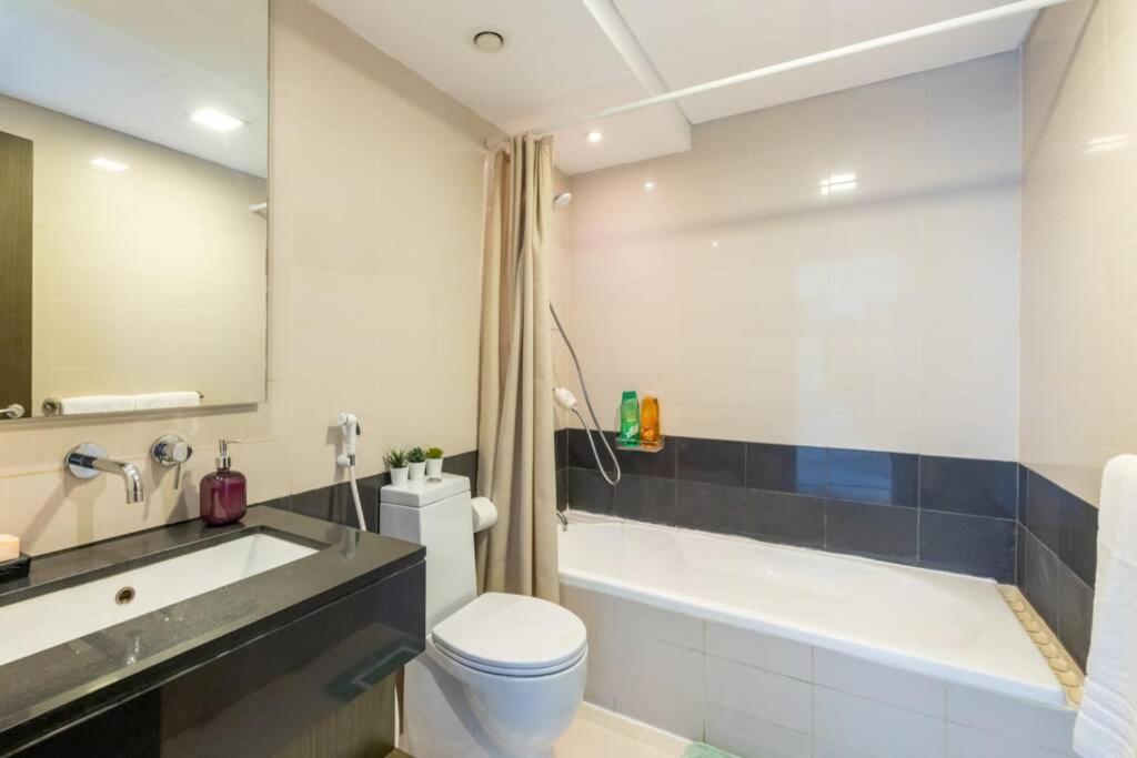 Xanadubai Loft Tower - Your Home Away From Home In Downtown Dubai! Exteriör bild
